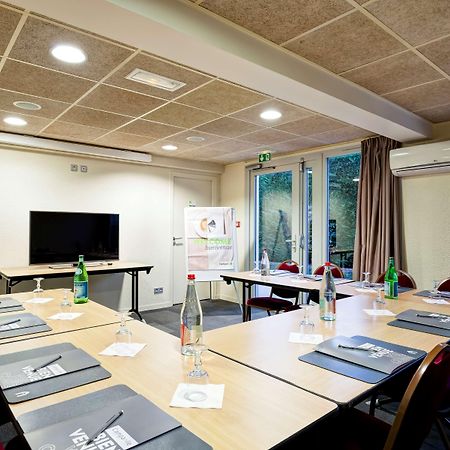 Campanile Geneve - Ferney-Voltaire Hotell Eksteriør bilde