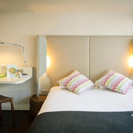 Campanile Geneve - Ferney-Voltaire Hotell Eksteriør bilde